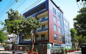 The Empire Rooms & Boutique Near Cyber City Gurgaon